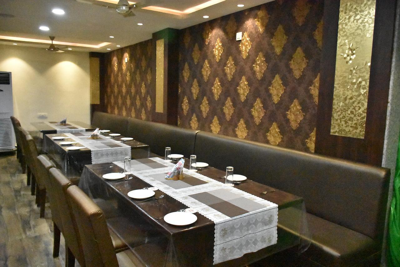 Hotel Daftari Palace Kishanganj Ngoại thất bức ảnh